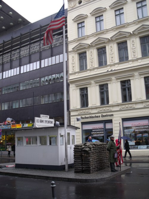 Checkpoint charlie de Berlín Checkpoint charlie de Berlín
