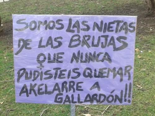 Carteles contra la ley del aborto de Gallardón